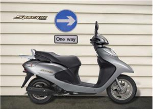 Honda Spacy Scooter Aut. /125cc